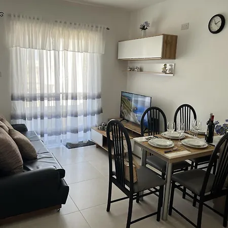 Quiet, Cosy In Ghadira Bay By Homely *