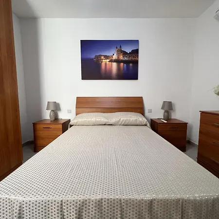 Apartment Quiet, Cosy In Ghadira Bay By Homely